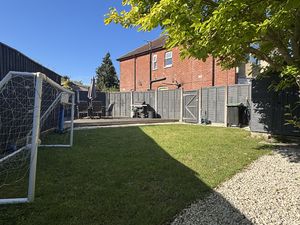 Photo 17- click for photo gallery